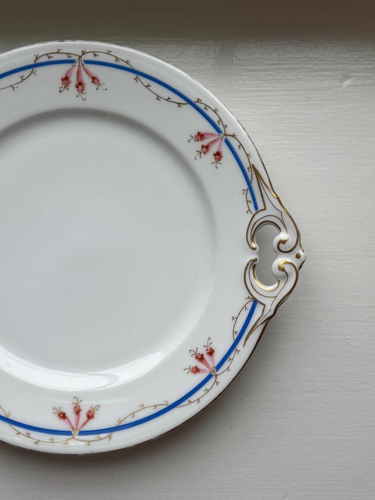 Sleigh the Table